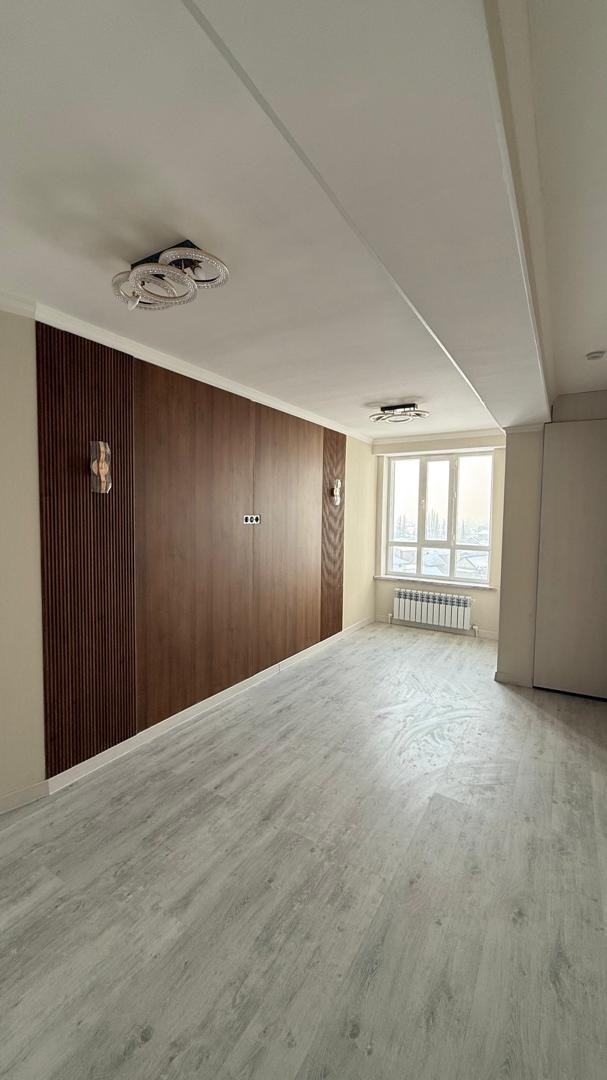 small-photo